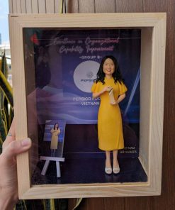 female boss gift for March 8